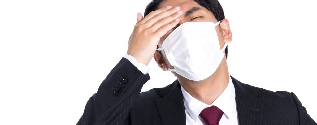 コロナ禍で急増「マスク頭痛」 原因のひとつは酸素不足！